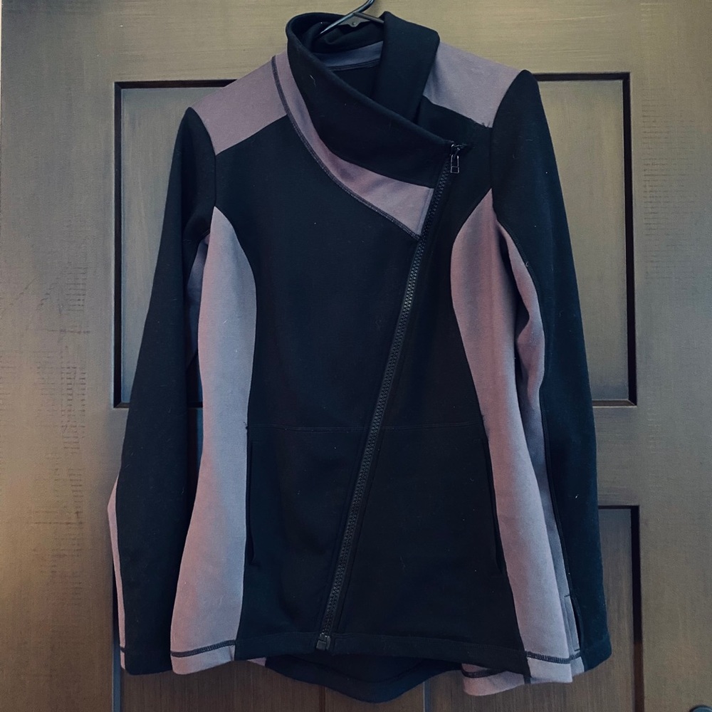 Lightweight jacket